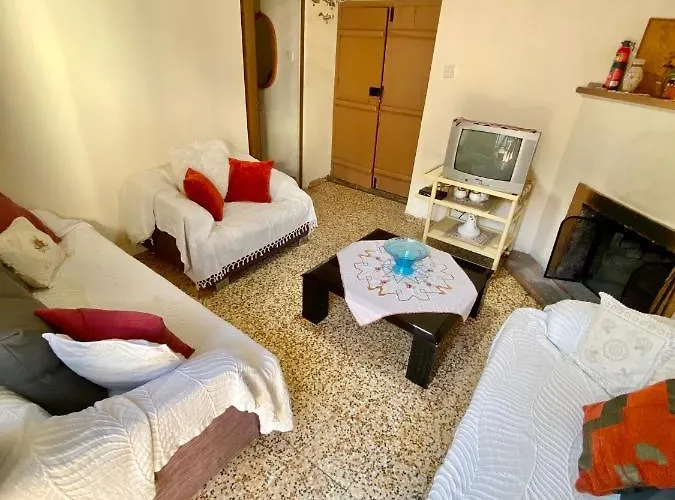 Saint Nicholas Heights Tatil Evi Chakistra