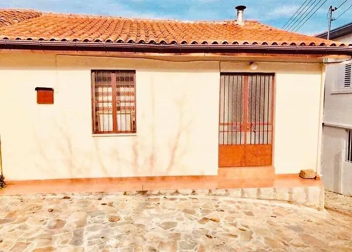 Saint Nicholas Heights بيت للعطل *