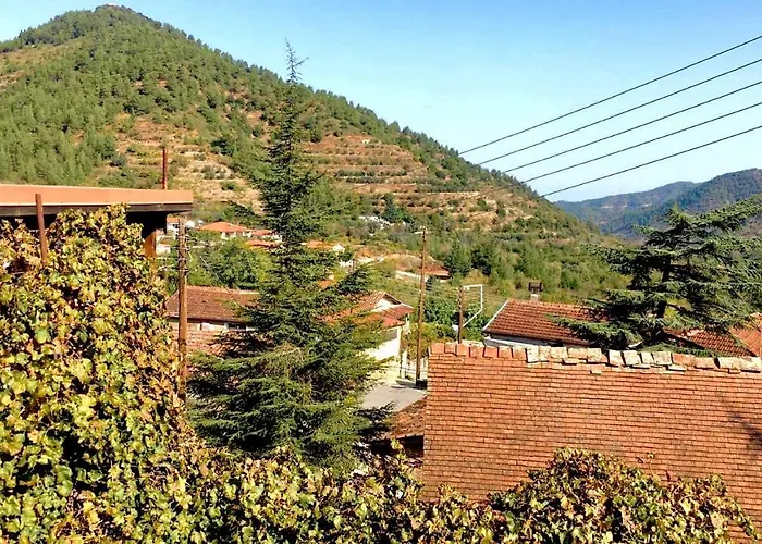 Saint Nicholas Heights بيت للعطل Chakistra